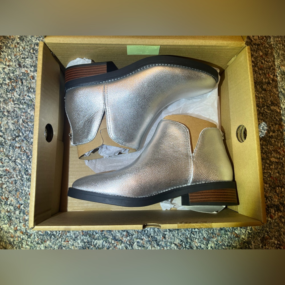 Women’s 8.5 lands end essential zip up ankle booties sku 6310989 style 550815